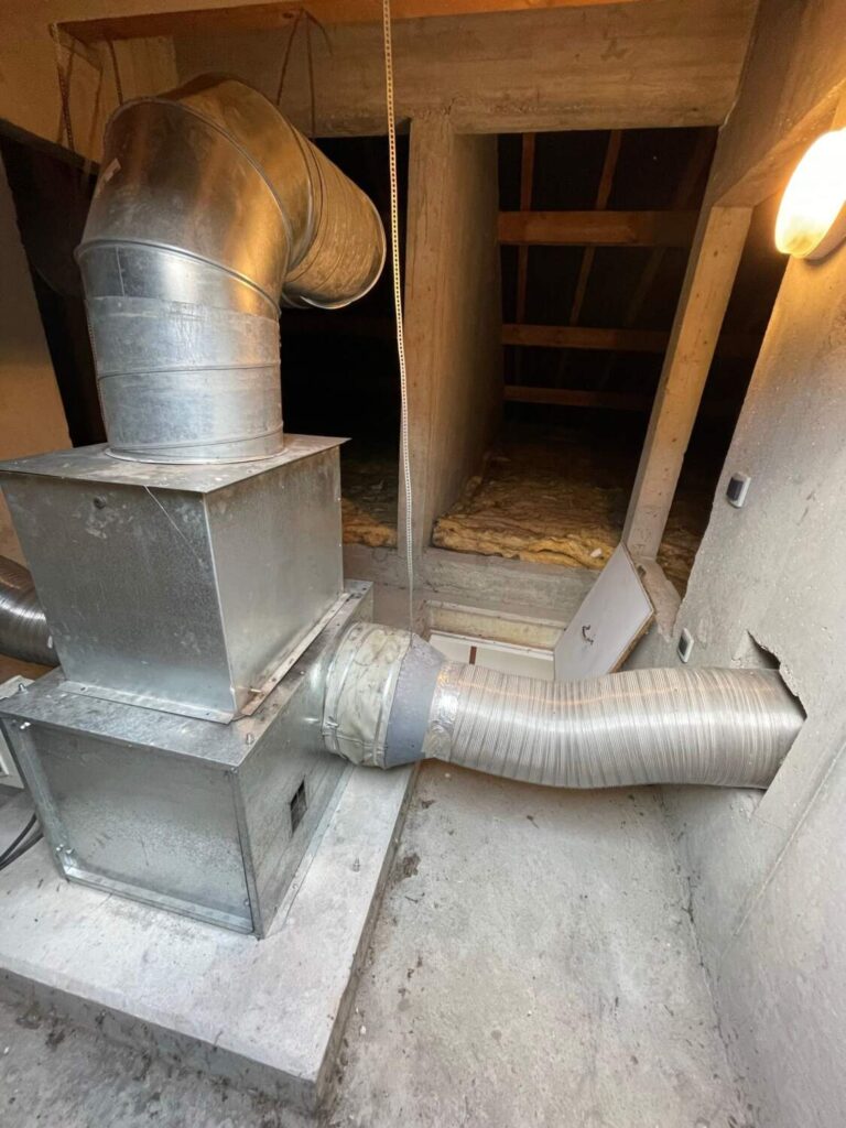 Photo d'une installation d'un système de ventilation 